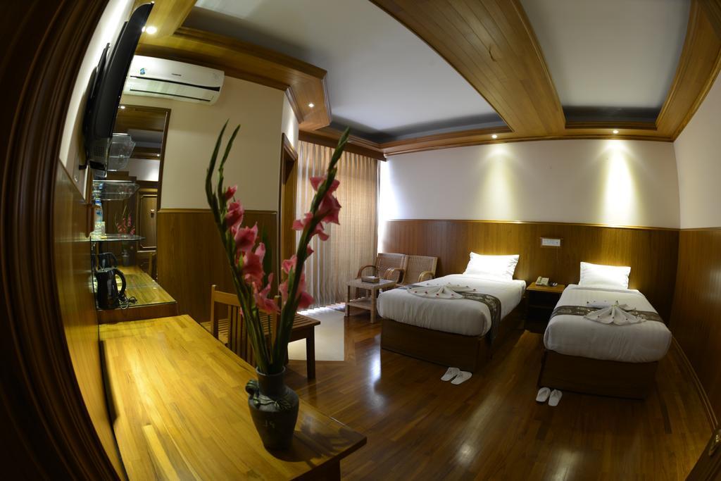 Sidney Yangon